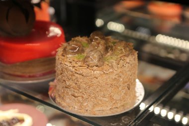 Masada lezzetli bir pasta var.