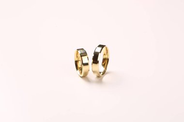 Elmas Mücevherler ve Moda Mücevherleri