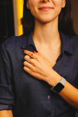 Elmas Mücevherler ve Moda Mücevherleri