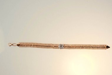 Elmas Mücevherler ve Moda Mücevherleri