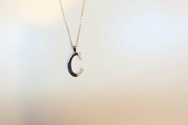 Elmas Mücevherler ve Moda Mücevherleri