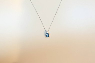 Elmas Mücevherler ve Moda Mücevherleri