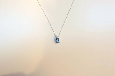 Elmas Mücevherler ve Moda Mücevherleri