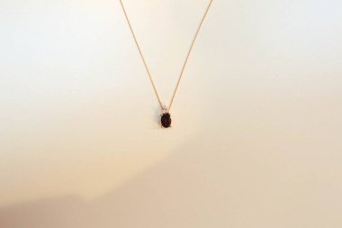 Elmas Mücevherler ve Moda Mücevherleri