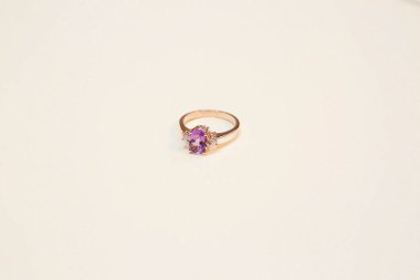 Elmas Mücevherler ve Moda Mücevherleri