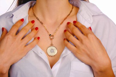 Elmas Mücevherler ve Moda Mücevherleri
