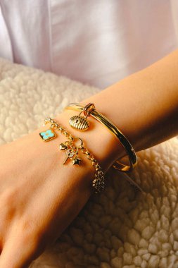 Elmas Mücevherler ve Moda Mücevherleri