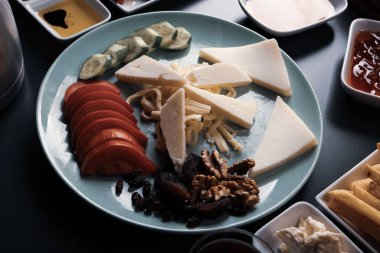 zengin ve leziz Türk Kahvaltı