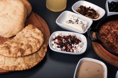 zengin ve leziz Türk Kahvaltı