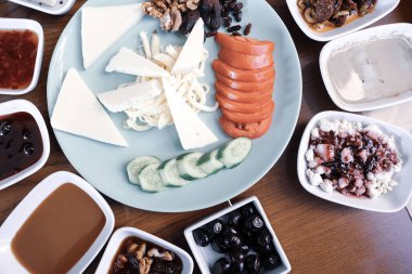 zengin ve leziz Türk Kahvaltı