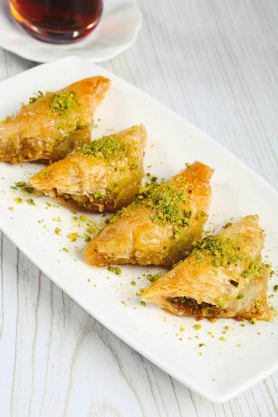 Traditional Turkish Dessert Baklava Cashew Walnuts Homemade Baklava Nuts Honey — Stock Photo, Image