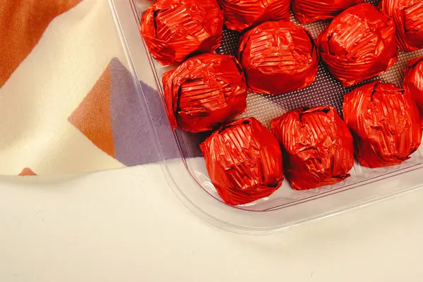 bir sürü değişik çikolatalı pralin