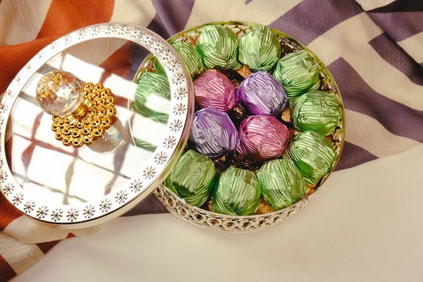 bir sürü değişik çikolatalı pralin