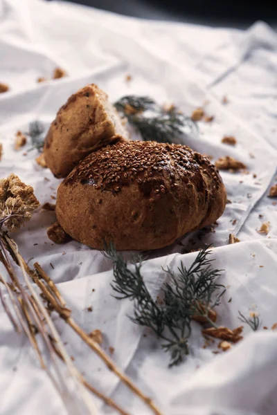 Lezzetli doğal estetik fırınlanmış ekmek