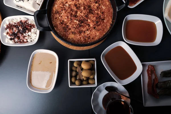 zengin ve leziz Türk Kahvaltı