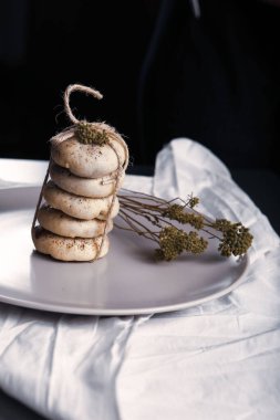 Koyu çikolata parçaları ile tanımlama