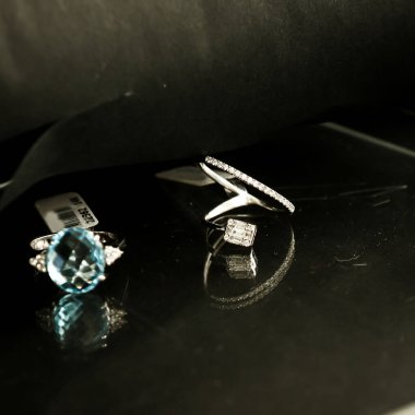 Elmas Mücevherler ve Moda Mücevherleri