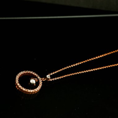 Elmas Mücevherler ve Moda Mücevherleri