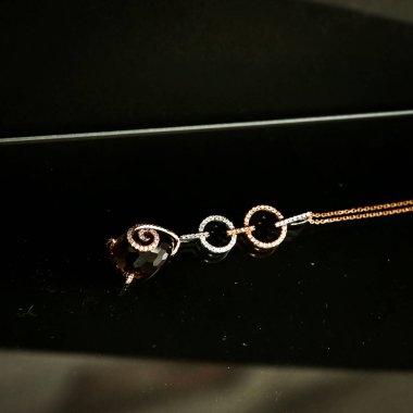 Elmas Mücevherler ve Moda Mücevherleri