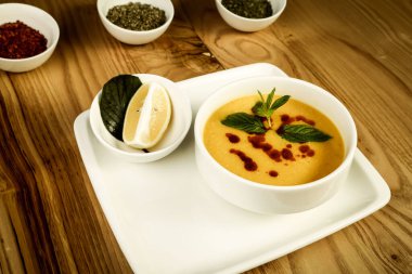 Lezzetli Çorba, Sebze Çorbası, Kase