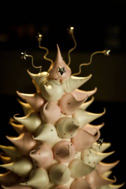 Masada lezzetli bir pasta var.