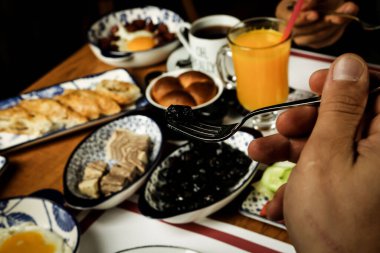 zengin ve leziz Türk Kahvaltı