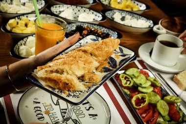 zengin ve leziz Türk Kahvaltı