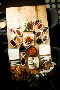 zengin ve leziz Türk Kahvaltı