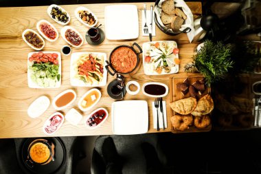 zengin ve leziz Türk Kahvaltı