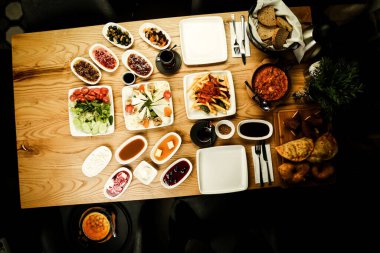 zengin ve leziz Türk Kahvaltı