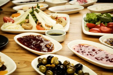 zengin ve leziz Türk Kahvaltı