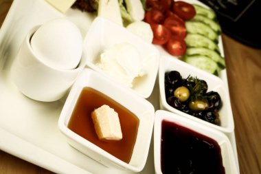 zengin ve leziz Türk Kahvaltı