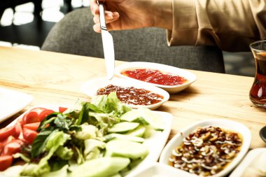 zengin ve leziz Türk Kahvaltı