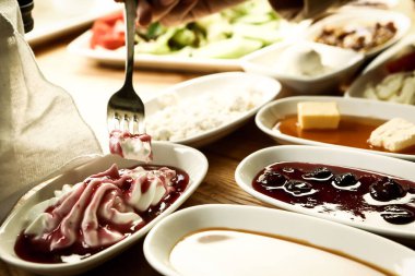 zengin ve leziz Türk Kahvaltı