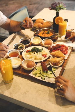 zengin ve leziz Türk Kahvaltı