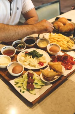 zengin ve leziz Türk Kahvaltı