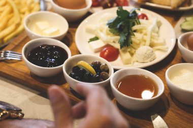 zengin ve leziz Türk Kahvaltı