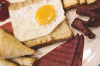 zengin ve leziz Türk Kahvaltı