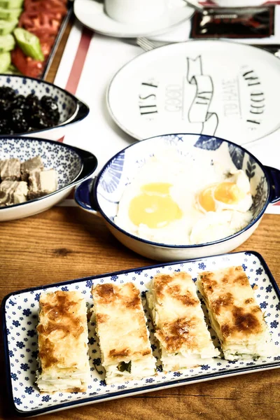 zengin ve leziz Türk Kahvaltı