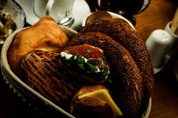 zengin ve leziz Türk Kahvaltı