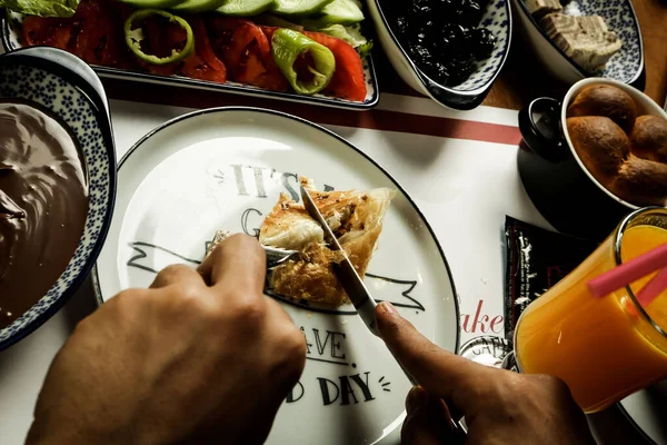 zengin ve leziz Türk Kahvaltı