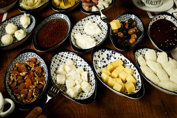 zengin ve leziz Türk Kahvaltı