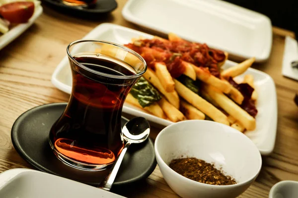 zengin ve leziz Türk Kahvaltı