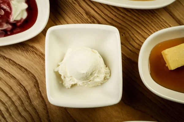 zengin ve leziz Türk Kahvaltı