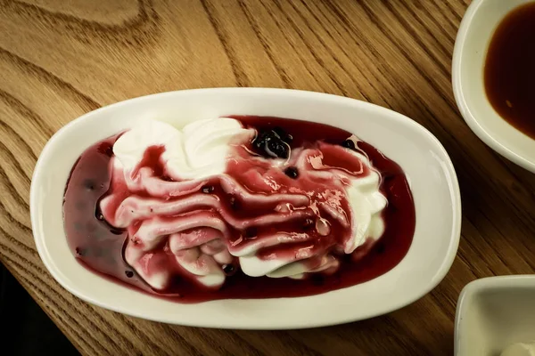 zengin ve leziz Türk Kahvaltı