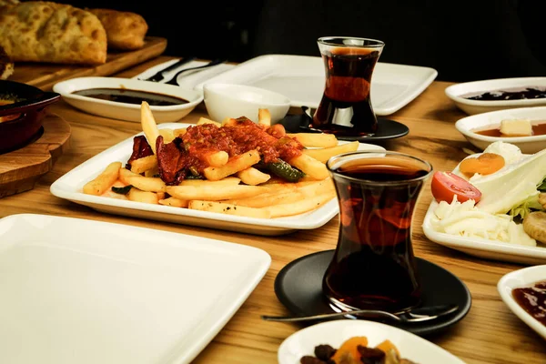 Reichhaltiges Und Köstliches Türkisches Frühstück — Stockfoto