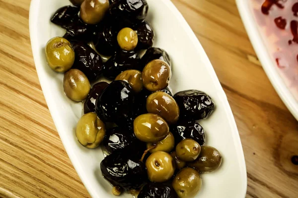 zengin ve leziz Türk Kahvaltı