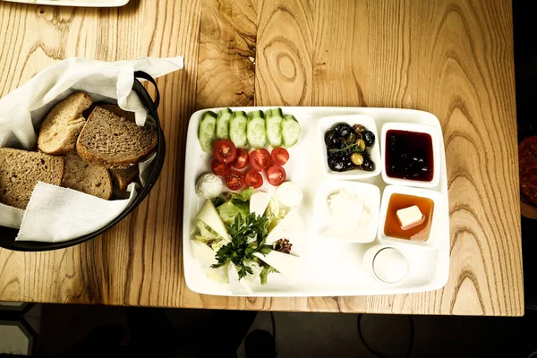 zengin ve leziz Türk Kahvaltı