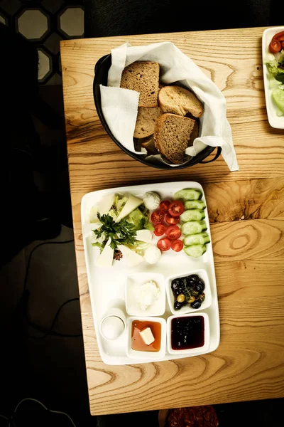 zengin ve leziz Türk Kahvaltı