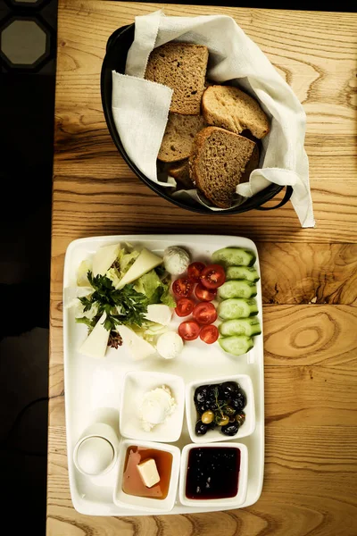 zengin ve leziz Türk Kahvaltı